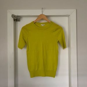 🌚 2/$30 Club Monaco Short-sleeved Sweater